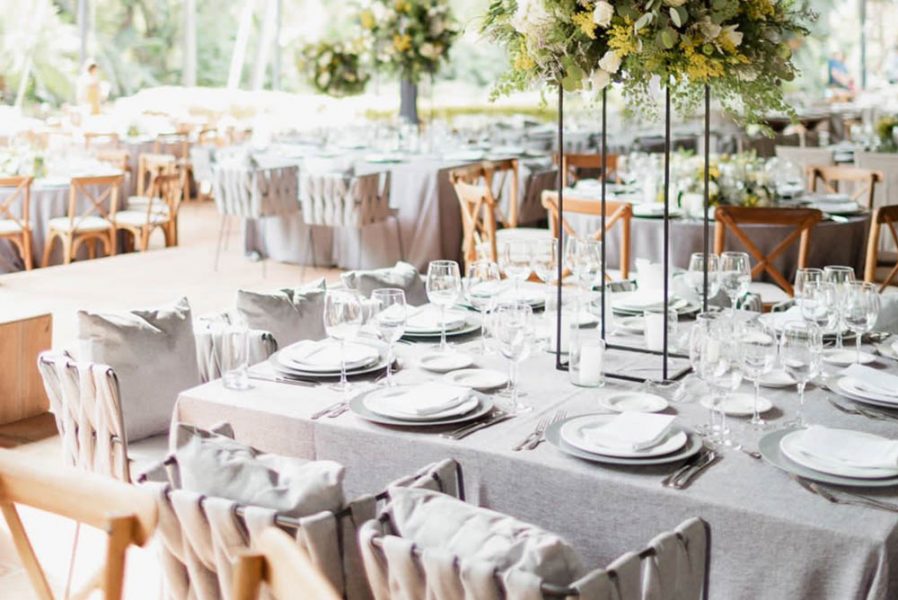 1. MANTEL YUTE PARAÍSO COLOR GRIS JASPE